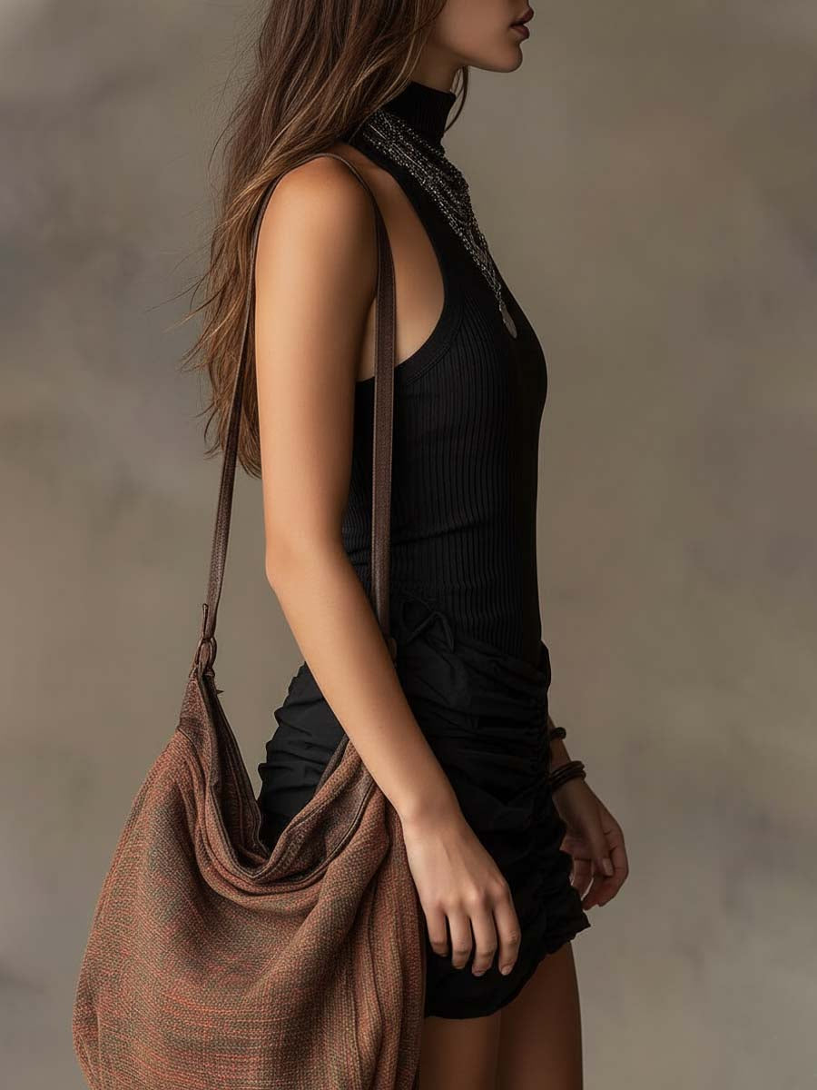 Robe courte dos nu bohème à côtes froncée