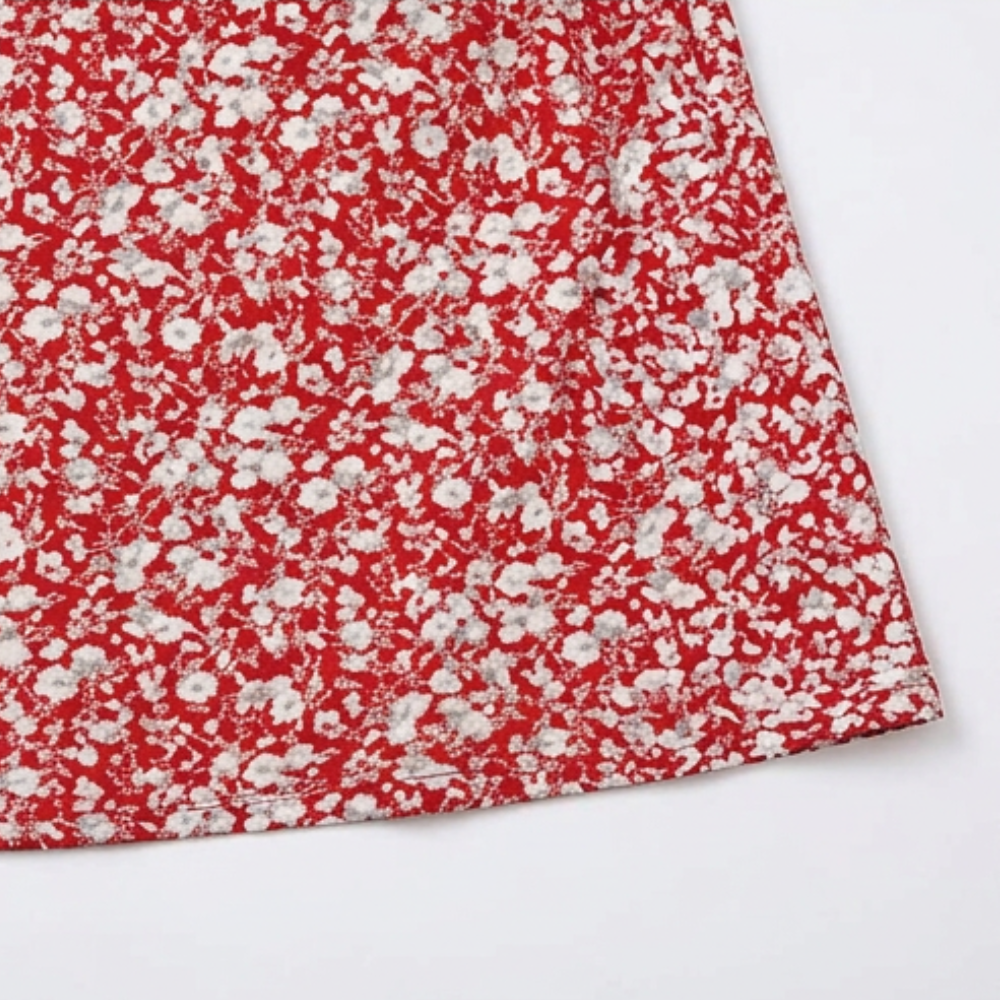 Veluna – V-Neck Floral Dress with Pockets