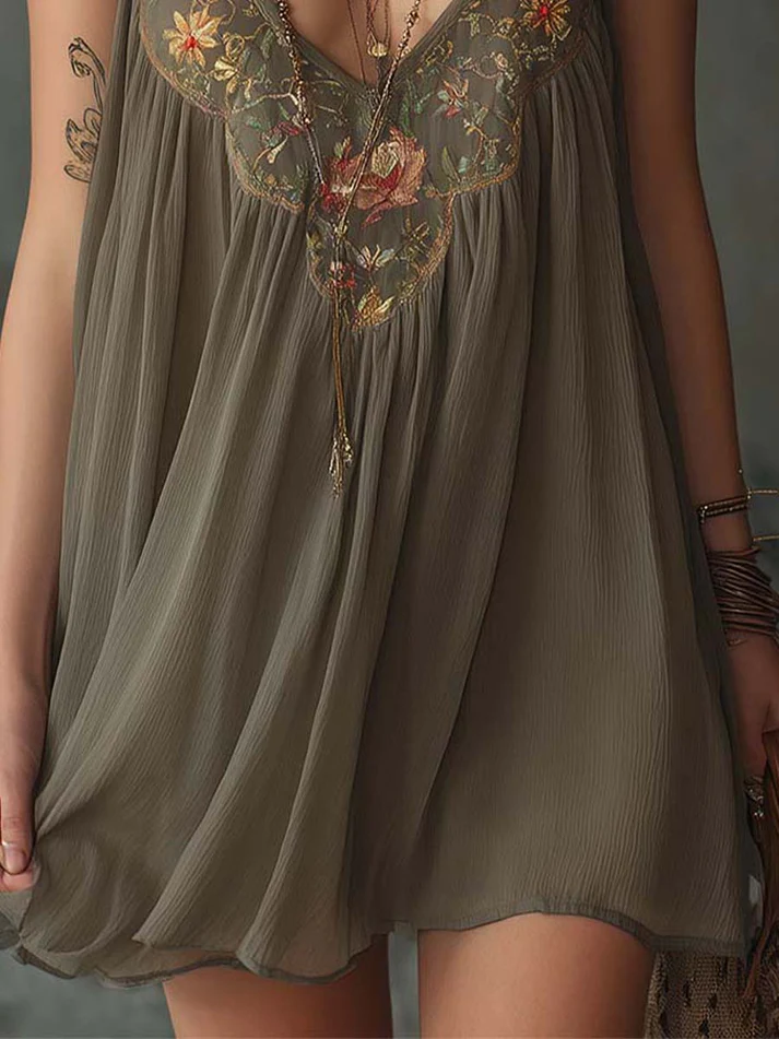 Mini-robe ample grise à imprimé floral et col bénitier