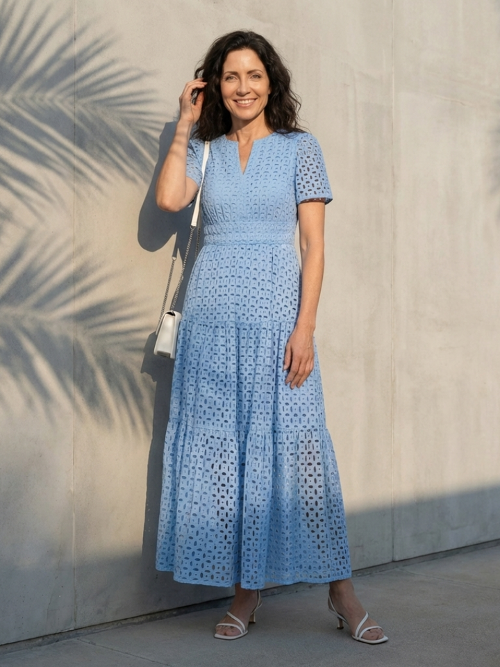 Brielle | Robe midi étagée à col en V et manches courtes