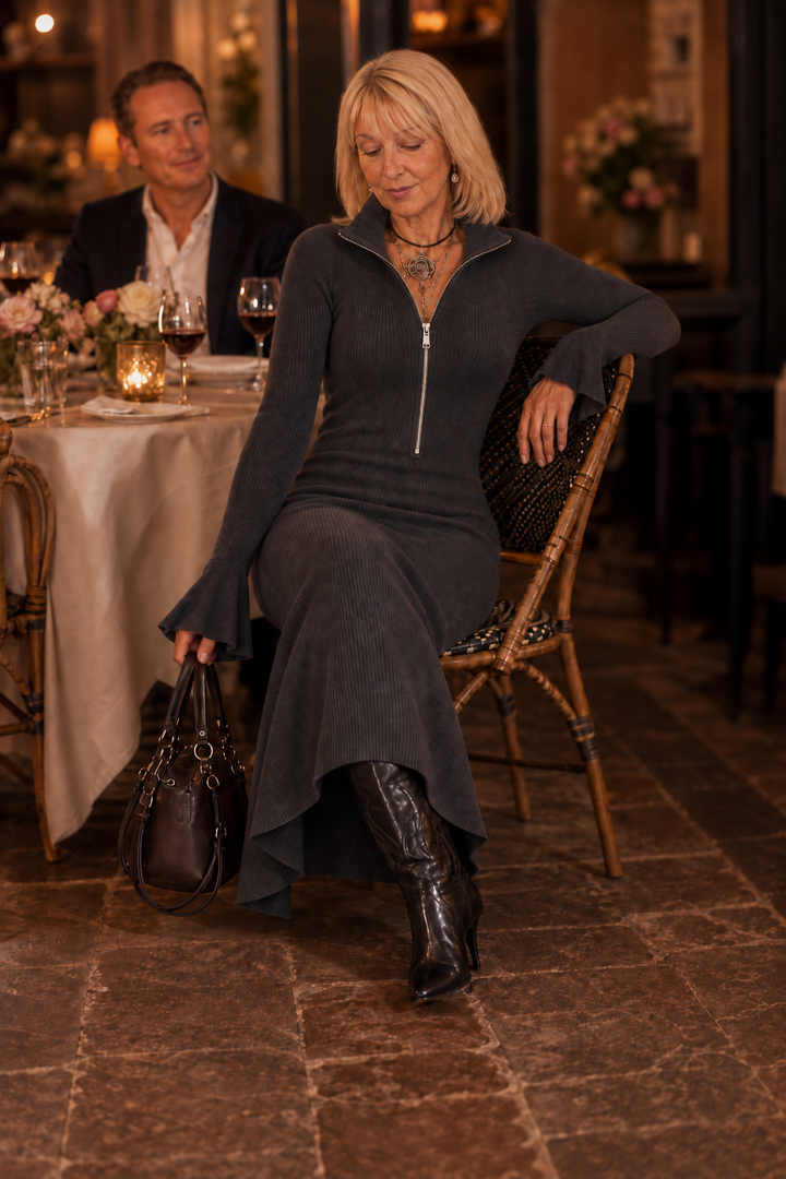 Fishtail Muse – Wide-Sleeve Fishtail Hem Evening Maxi Dress