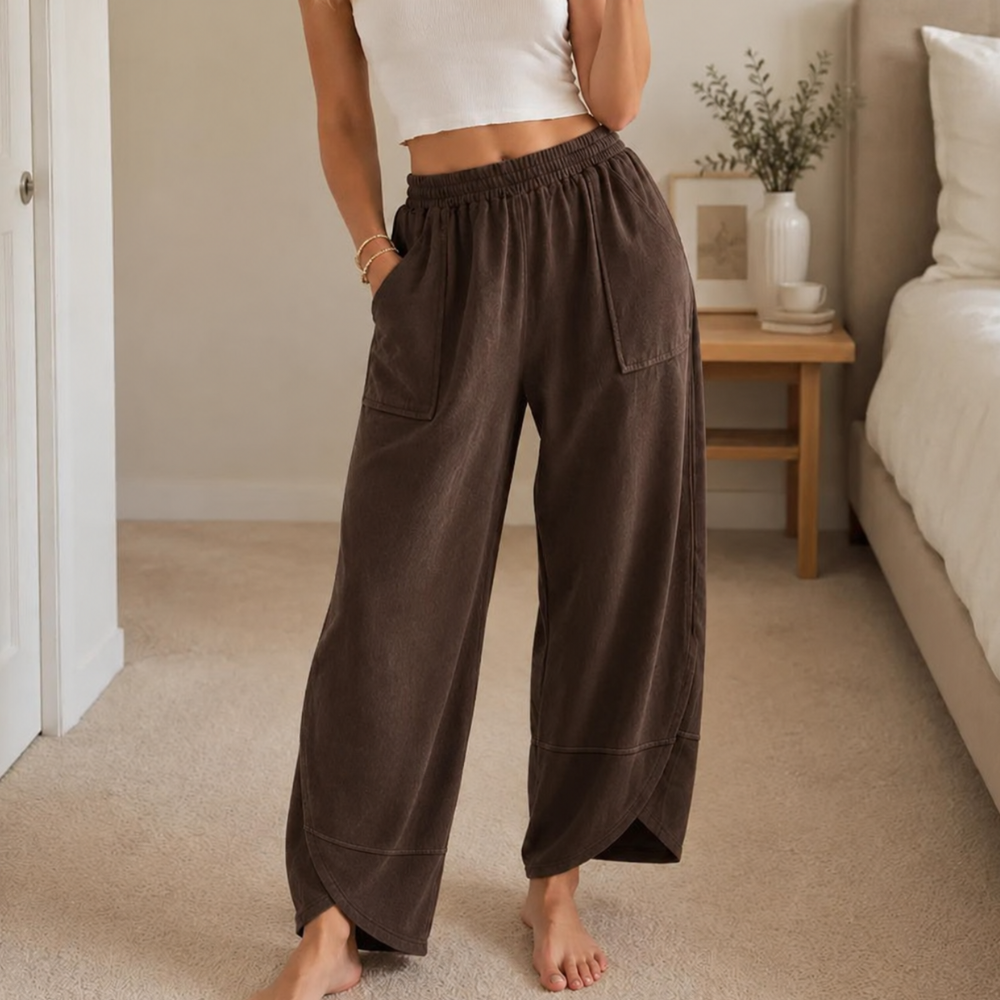 Lounella – Wide Leg Harem Pants with Elastic Waist and Deep Pockets