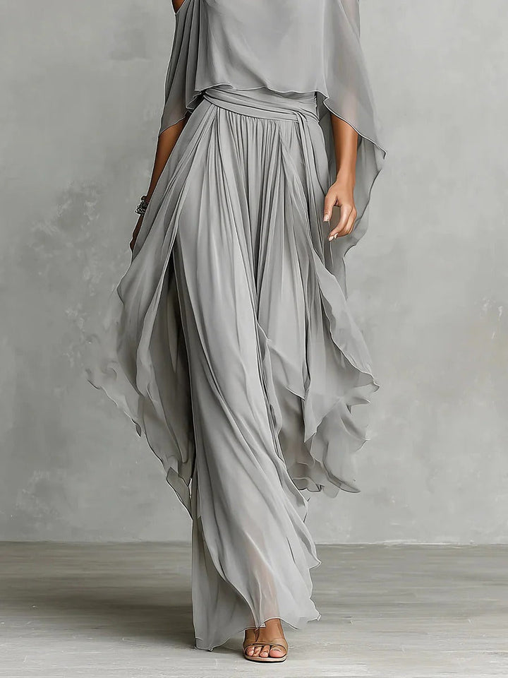 Renata | Ensemble fluide gris avec haut à bretelles et pantalon léger