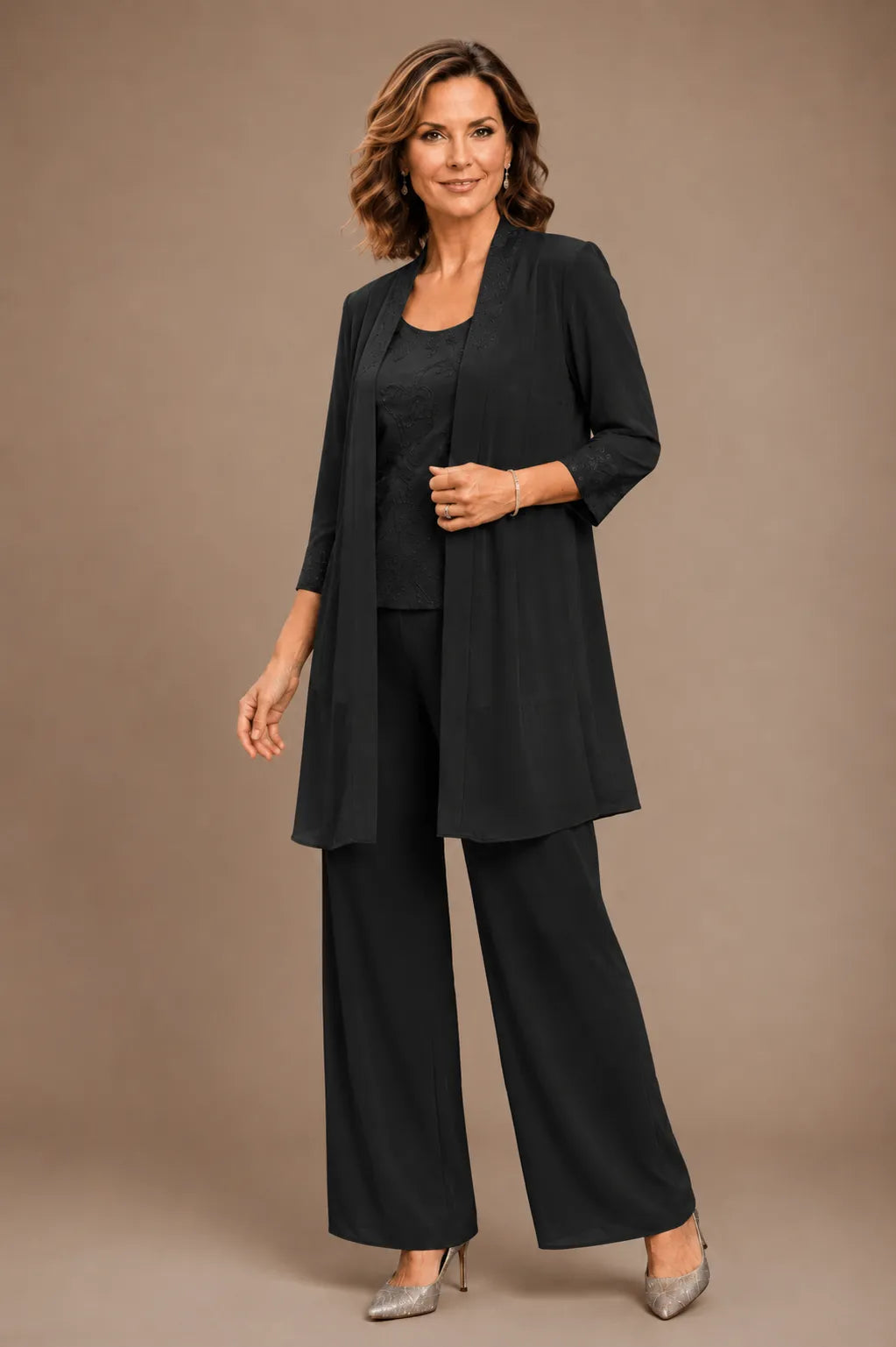 Ensemble de pantalon trois pièces brodé Evelyn