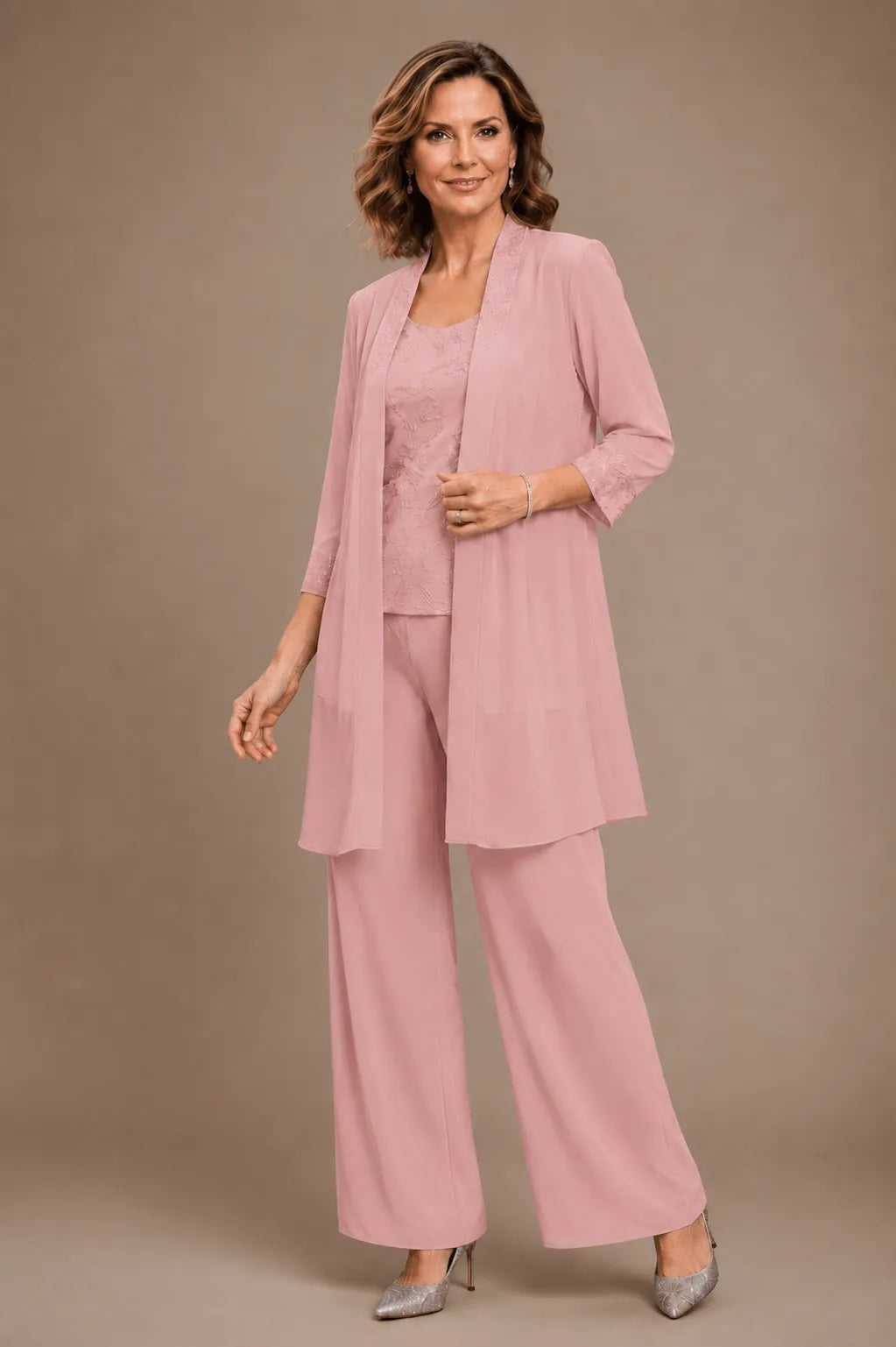Ensemble de pantalon trois pièces brodé Evelyn