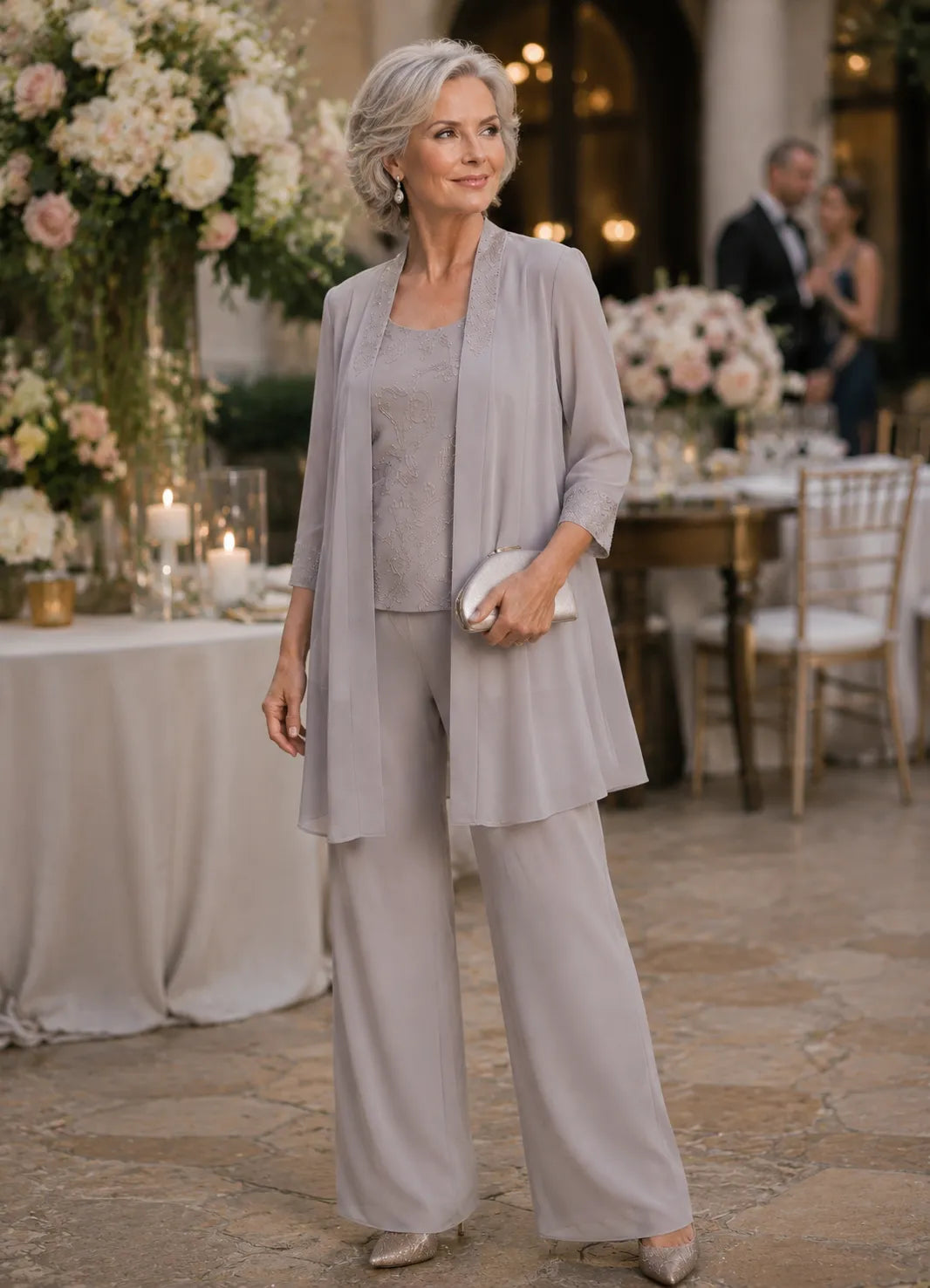 Ensemble de pantalon trois pièces brodé Evelyn