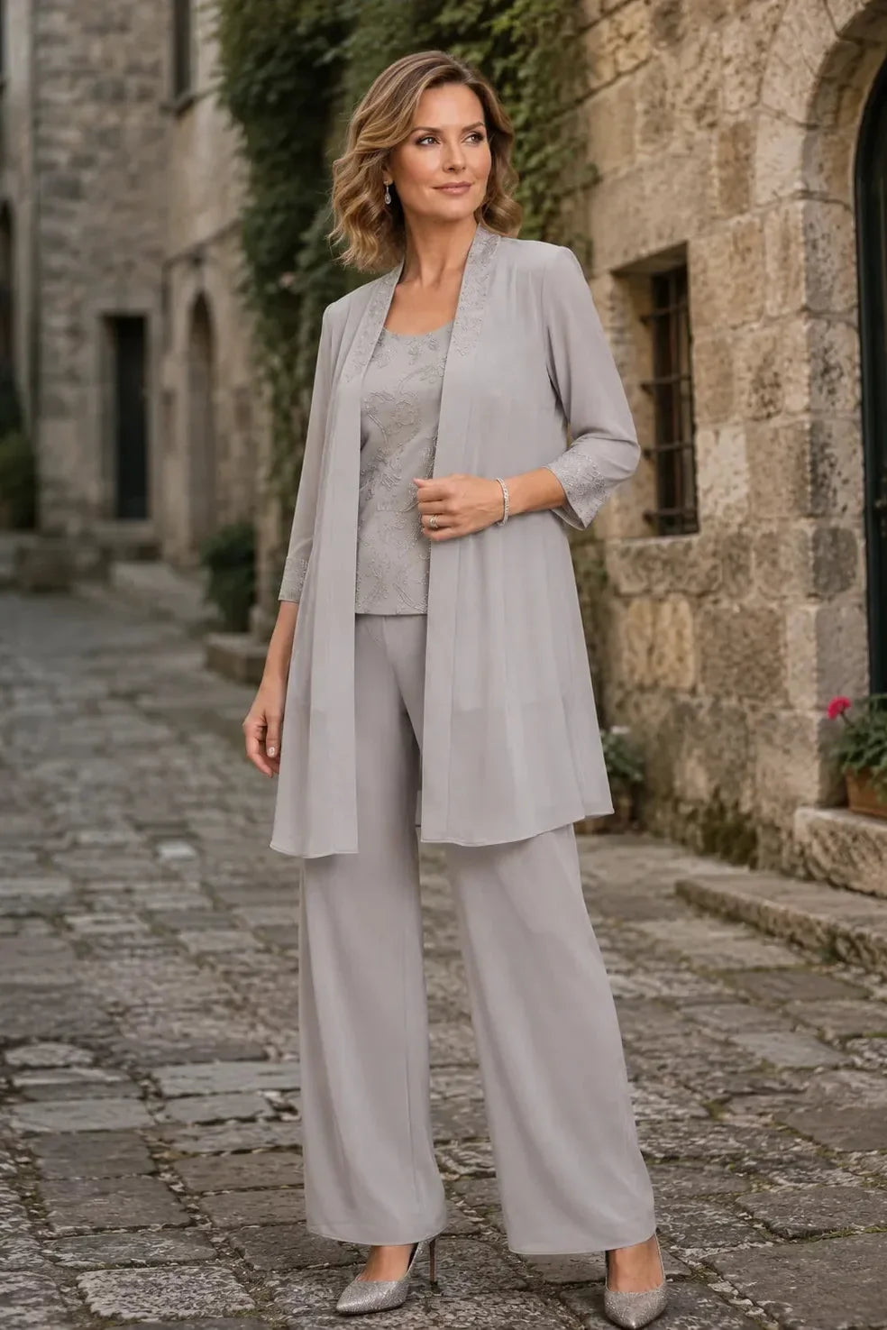 Ensemble de pantalon trois pièces brodé Evelyn