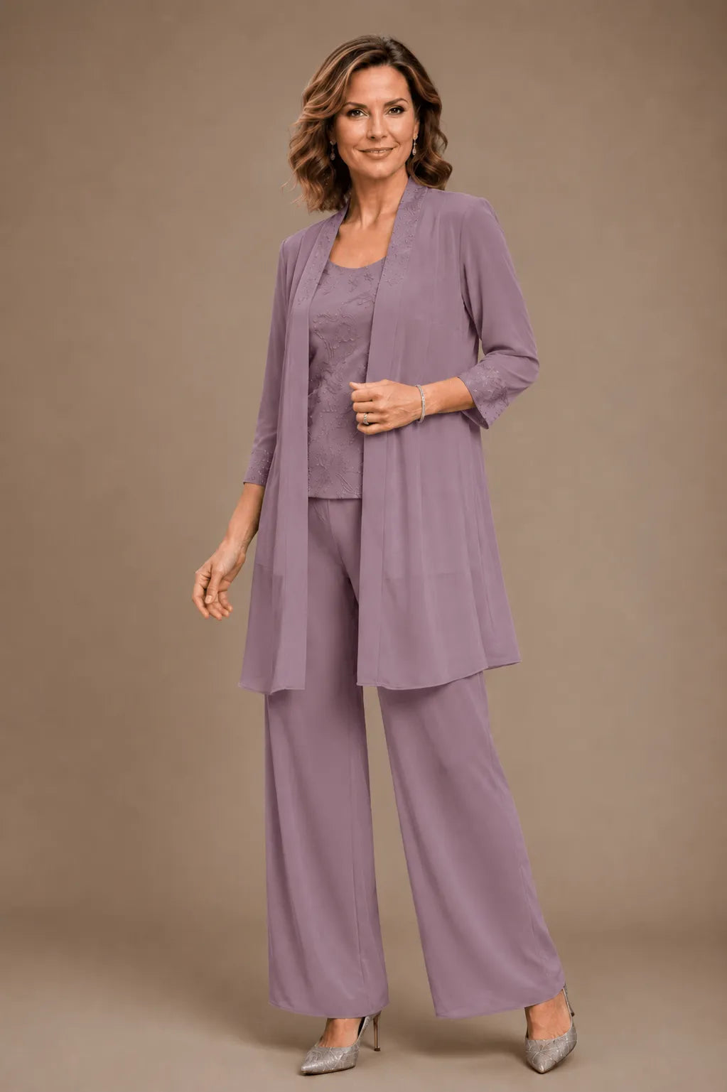 Ensemble de pantalon trois pièces brodé Evelyn