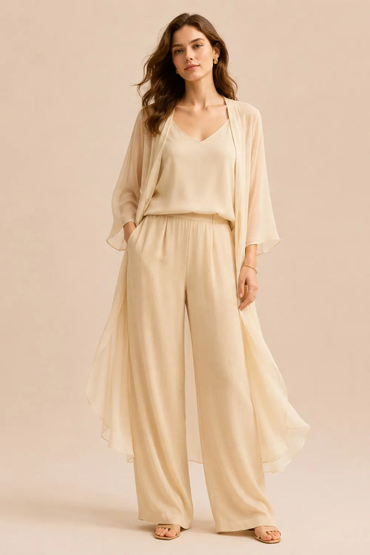 Ensemble raffiné caraco et pantalon avec veste en mousseline
